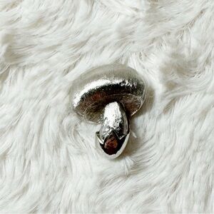 Vintage Signed Trifari Silver Tone Mushroom Pin